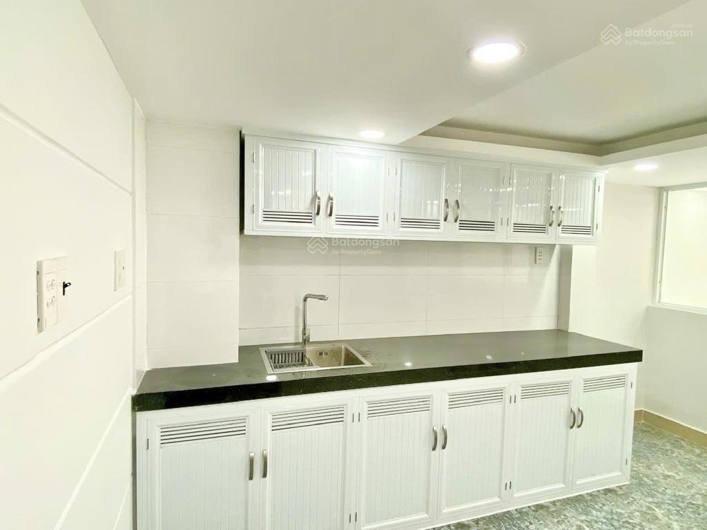 Mặt tiền kinh doanh 6 tầng  29m2  vĩnh viễn q10  vị trí sầm uất chỉ 9.6 tỷ