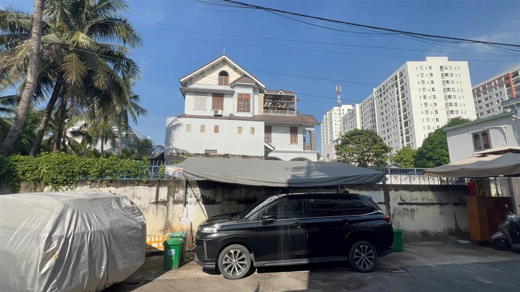 Tài chính 5 tỷ ! bán nhanh lô đất ngang 5m hẻm xe hơi đường 30 linh đông thủ đức