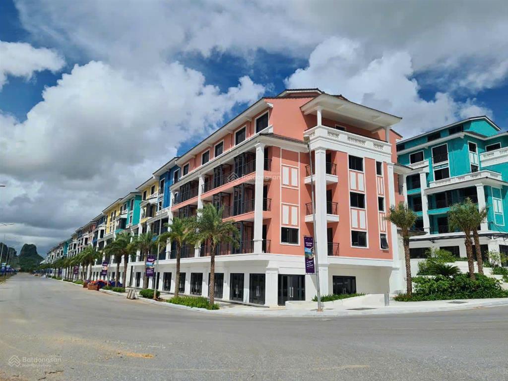 Singapore shoptel sonasea vân đồn harbor city