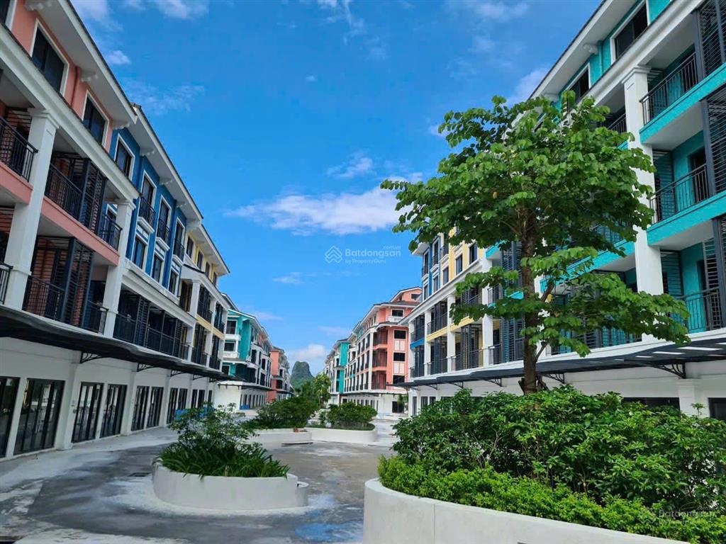 Singapore shoptel sonasea vân đồn harbor city