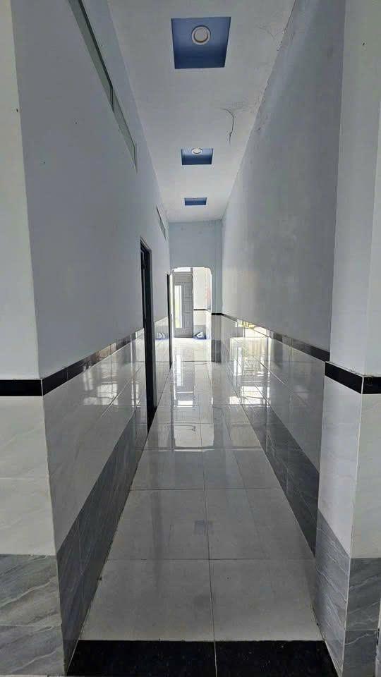  🌻 Chính chủ gửi căn nhà cấp 4 xã Rạch Kiến - SHR