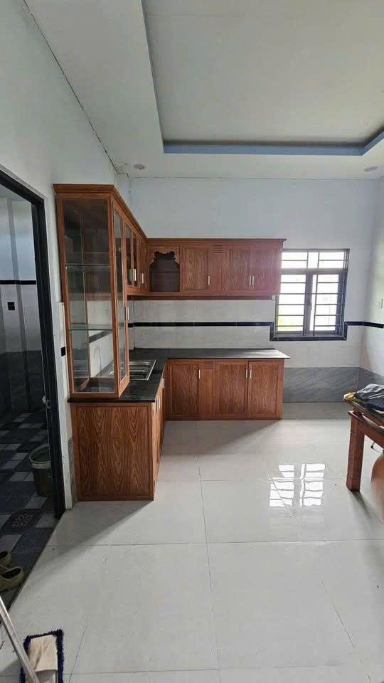  🌻 Chính chủ gửi căn nhà cấp 4 xã Rạch Kiến - SHR