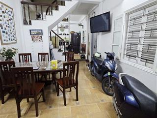 Bán nhà phố vũ tông phan, 33.8m, 5 tầng, 6.9 tỷ, nhà dân xây, lô góc, gần đường lớn