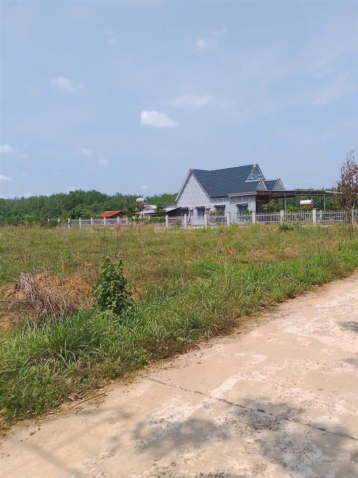 Đất liền kề tuyến đt 753 đi về sân bay long thành, gần thành phố đồng xoài