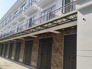 Siêu phẩm nhà phố sát cụm công nghiệp thanh oai. ngay khu vin olympic