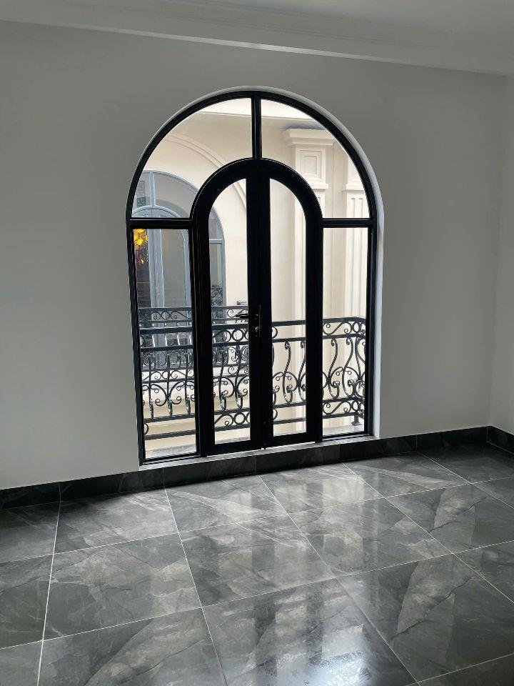 Bán căn xẻ khe - 4 tầng - Ngay AEON MAll - Ô tô đỗ cửa - chỉ hơn 4 tỷ