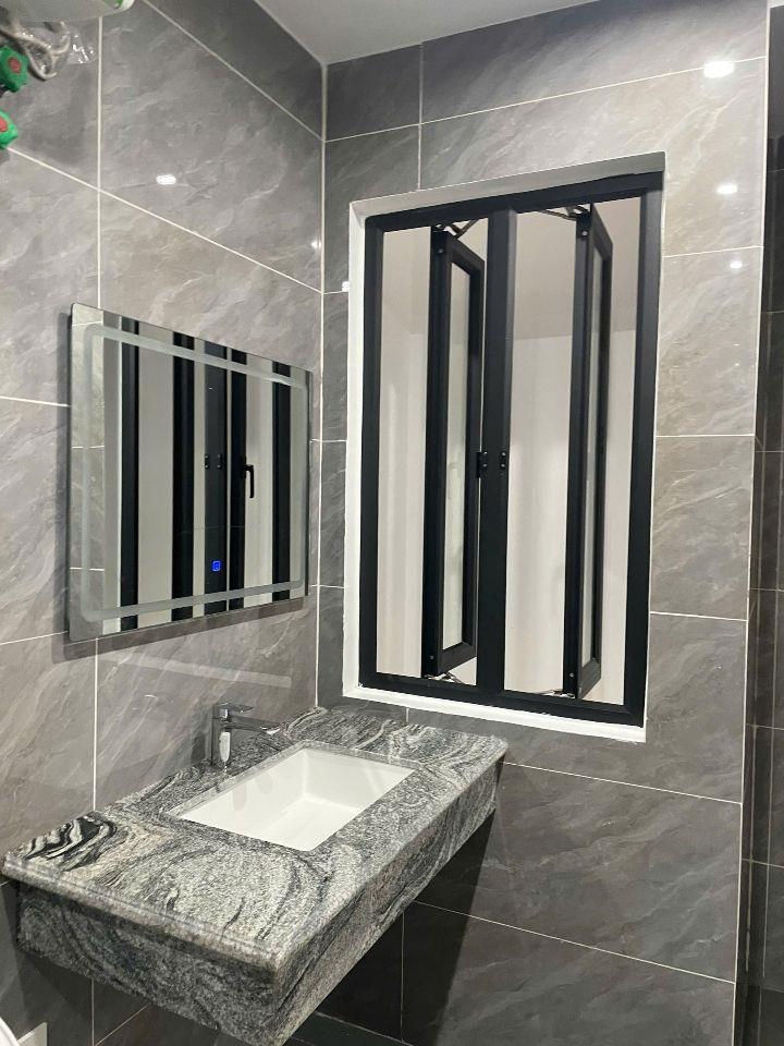 Bán căn xẻ khe - 4 tầng - Ngay AEON MAll - Ô tô đỗ cửa - chỉ hơn 4 tỷ