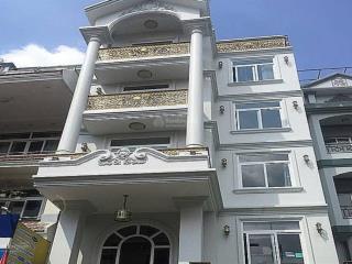 Bán biệt thự đẹp p.9, phú nhuận  116m²  7m mặt tiền  5 tầng + hầm  phù hợp ở, văn phòng.