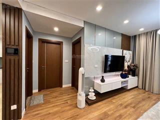 Bán cc tại royal city, 11,6 tỷ, 87m2, 2pn, 2wc, nội thất full