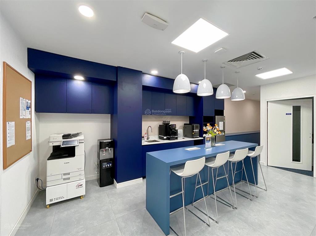 Cho thuê bàn làm việc chung 2.700.000 mỗi tháng tại hq songha building