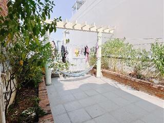 Nhà q7  kinh doanh  72m2  2 tầng  6,5 tỷ