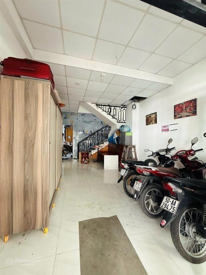 Quận 7  tân thuận tây  85m2  4 tầng  dòng tiền 30tr/tháng  sát mặt tiền