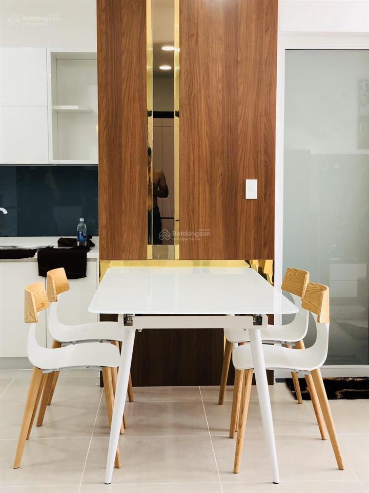 Gia đình bán căn góc cc tân phước plaza q.11. dt 63,2m2 2p. giá bán 3,1 tỷ.  0768 324 ***