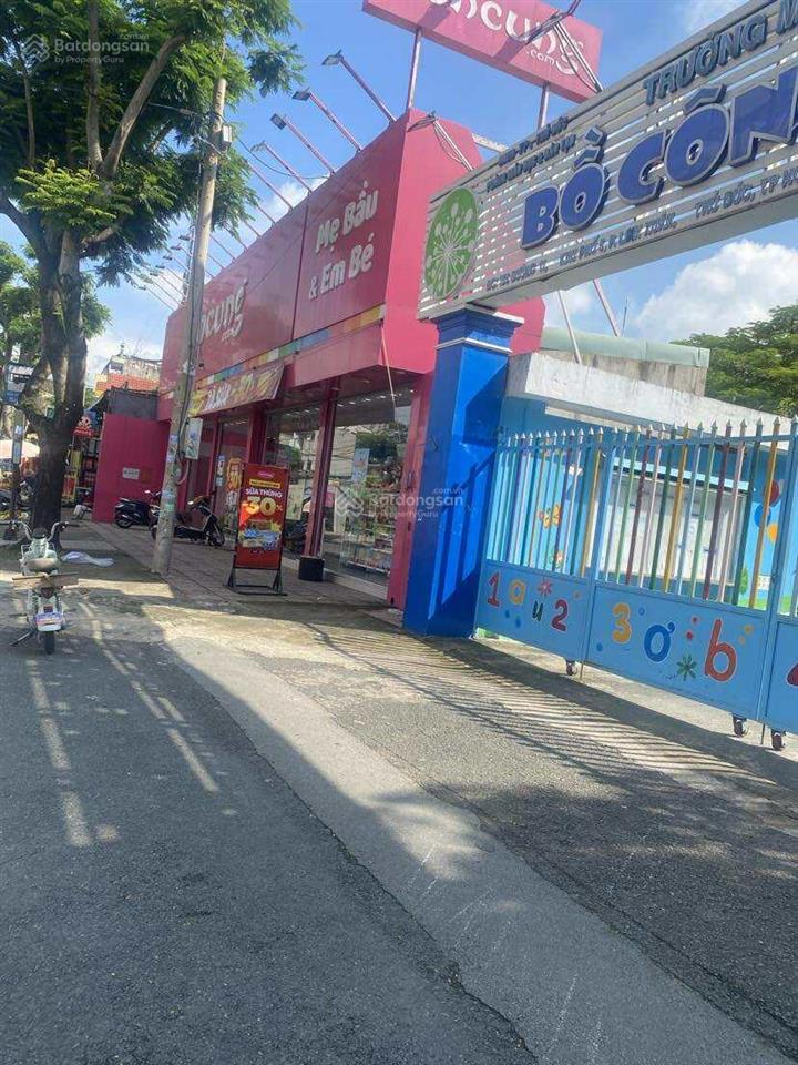 Lô đất thổ cư sổ hồng riêng, 70m2, ngang 5,5m. giá bán 3,5 tỷ. hẻm xe hơi ngay trung tâm linh xuân