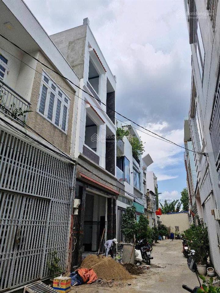 Bán nhà 2 tầng 3 pn, linh xuân. giá 4,15 tỷ thương lượng