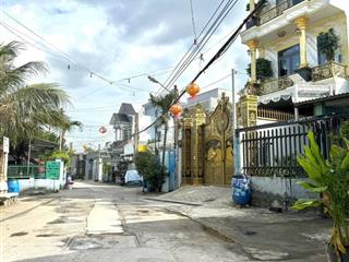 Lô đất trung tâm thổ cư 100% sát chợ dĩ an 1 diện tích 5m 20m = 100m đất thổ c