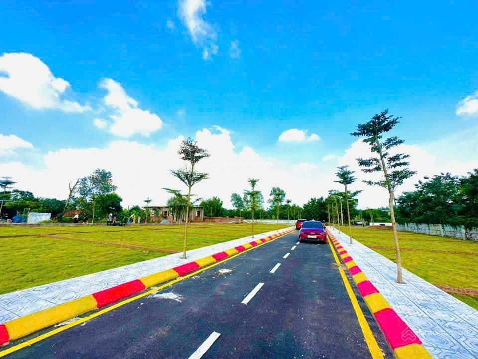 Bán gấp đất tại phú cát gần đại học quốc gia & khu công nghệ cao giá chỉ nhỉnh 2 tỷ