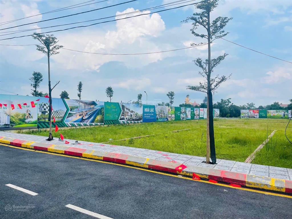 Bán đất giá cạnh tranh xã phú cát hòa lạc cạnh khu công nghệ cao chỉ 2 tỷ