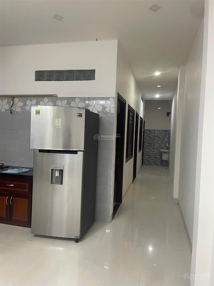 Bán nhà 3 tầng mặt tiền chế lan viên, cách biển mỹ khê chỉ 500m, dòng tiền 20tr/th, cực hiếm