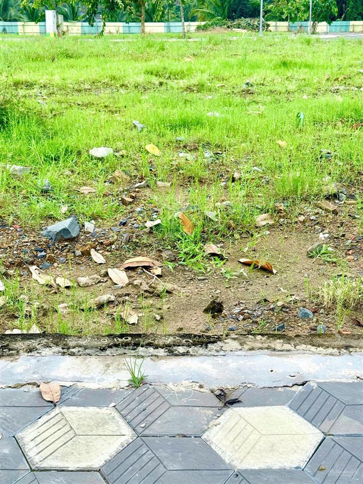 Tôi chính chủ có đất gần mặt tiền đường trần văn giàu, bình chánh