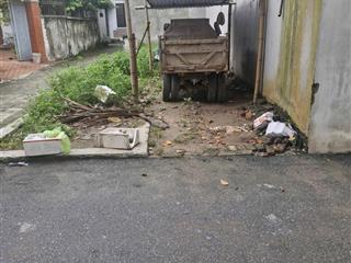 Đất gần chợ lô góc  đường thông  ô tô chạy yên nghĩa trong đê 8,5 tỷ 0389 434 ***