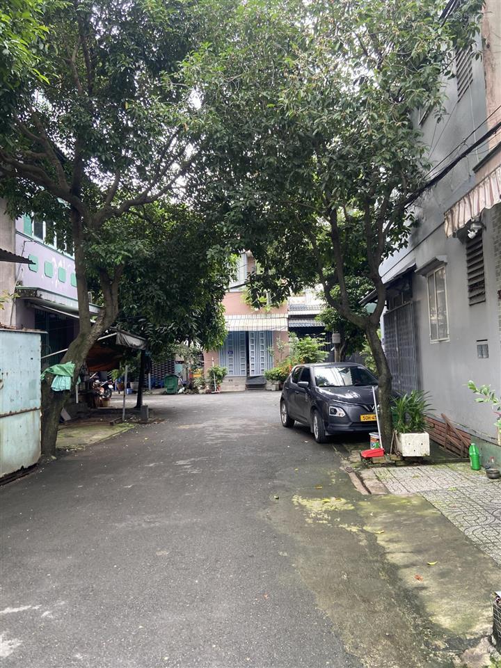 Bán đất tặng nhà c4q2mặt tiền khủng 8moto ngủ trong nhàgiá hời