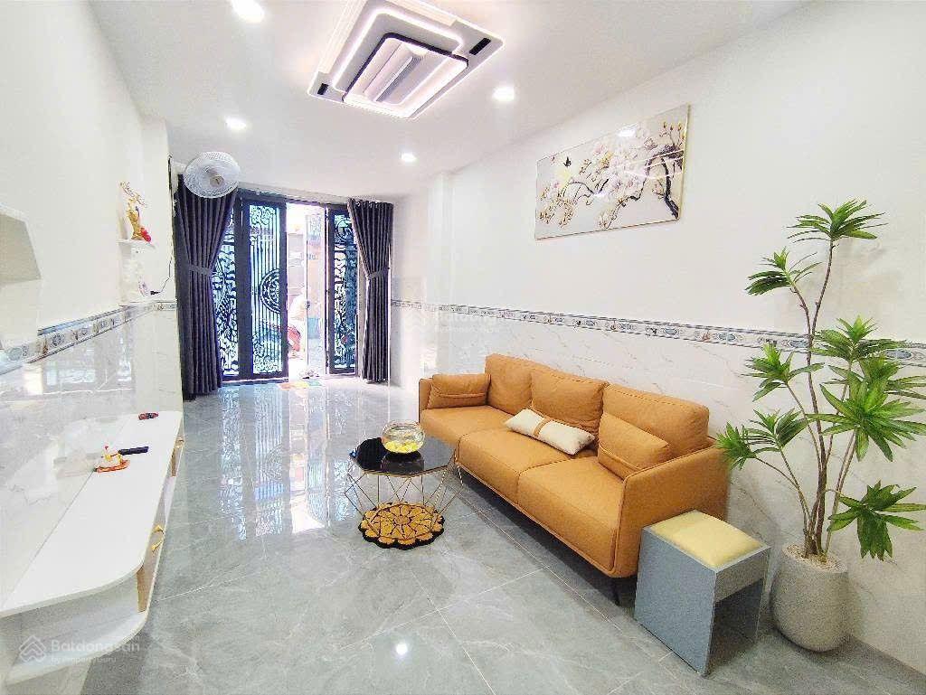 Nhà 2 tầng 46m2 nở hậu full nội thất  hxh quang trung, p10, gv chỉ 5.15 tỷ