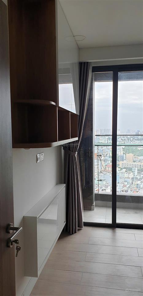 Độc quyền bán 3pn kingdom, quận 10. sổ hồng sẵn, view siêu đỉnh, full nt xem nhà 24/7 0981 067 ***