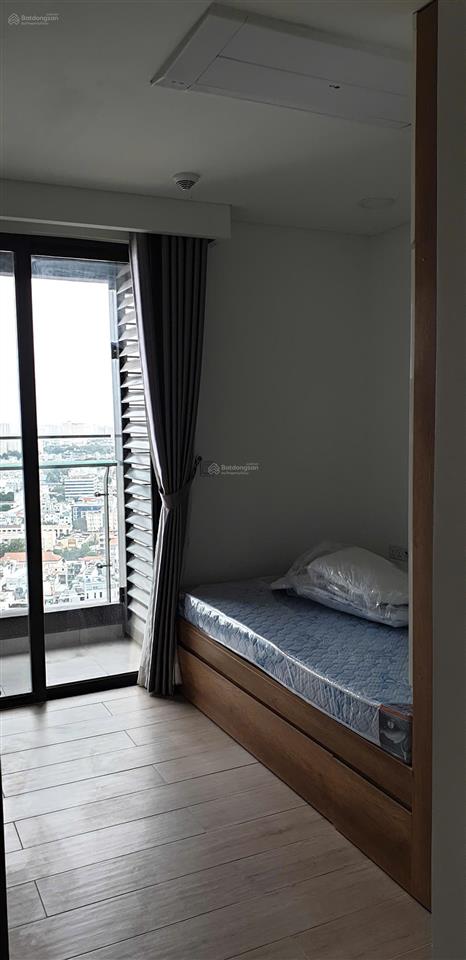 Độc quyền bán 3pn kingdom, quận 10. sổ hồng sẵn, view siêu đỉnh, full nt xem nhà 24/7 0981 067 ***