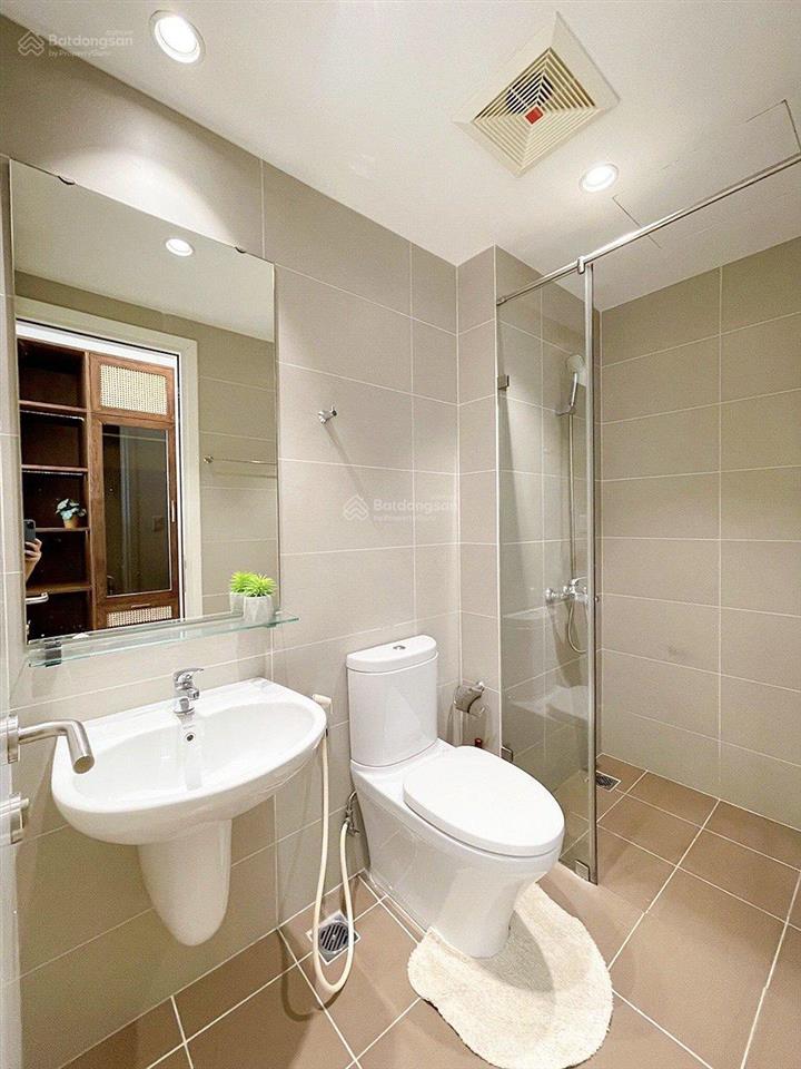 Bán gấp 2pn masteri thảo điền, 8,5 tỷ, 70m2, view city siêu đẹp.  0981 067 ***