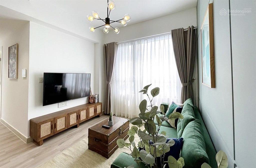 Bán gấp 2pn masteri thảo điền, 8,5 tỷ, 70m2, view city siêu đẹp.  0981 067 ***