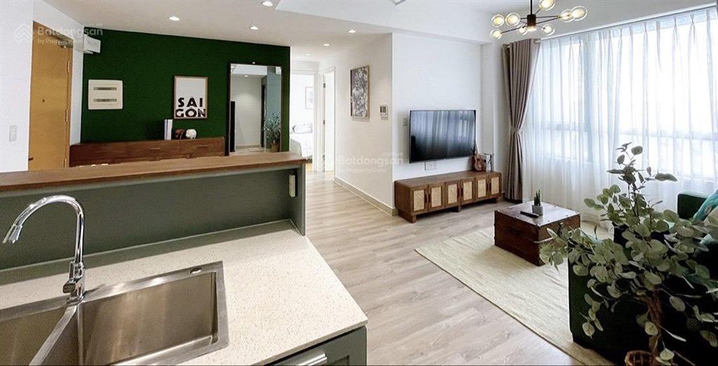 Bán gấp 2pn masteri thảo điền, 8,5 tỷ, 70m2, view city siêu đẹp.  0981 067 ***