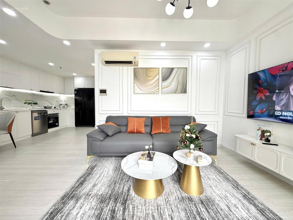 Chủ ngộp bank bán nhanh 2pn masteri thảo điền giá 8 tỷ  77m².  xem nhà 0981 067 ***