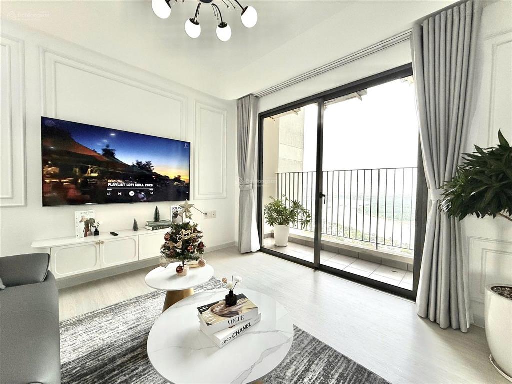 Chủ ngộp bank bán nhanh 2pn masteri thảo điền giá 8 tỷ  77m².  xem nhà 0981 067 ***