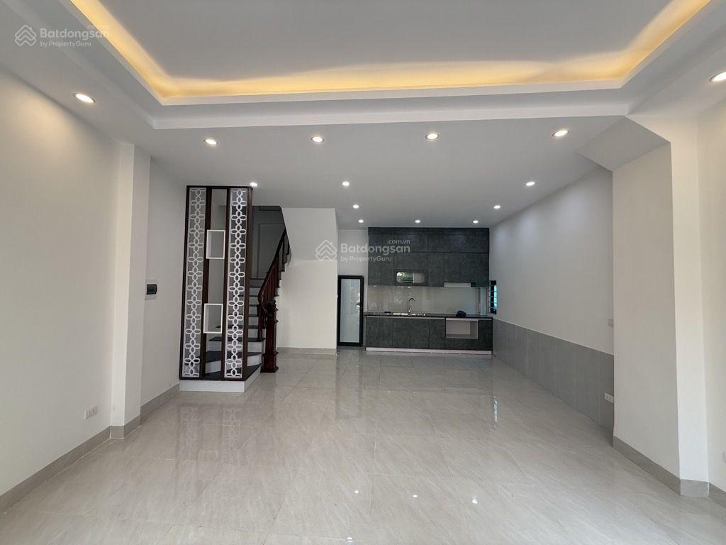 Bán nhà 4 tầng 50m giá 6,8 tỷ có thương lượng