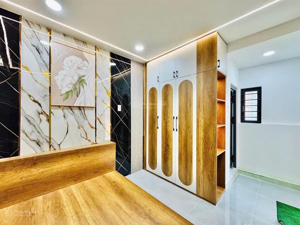 Bán nhà đỗ tấn phong 19m2 4 tầng  4.88 tỷ  trung tâm phú nhuận