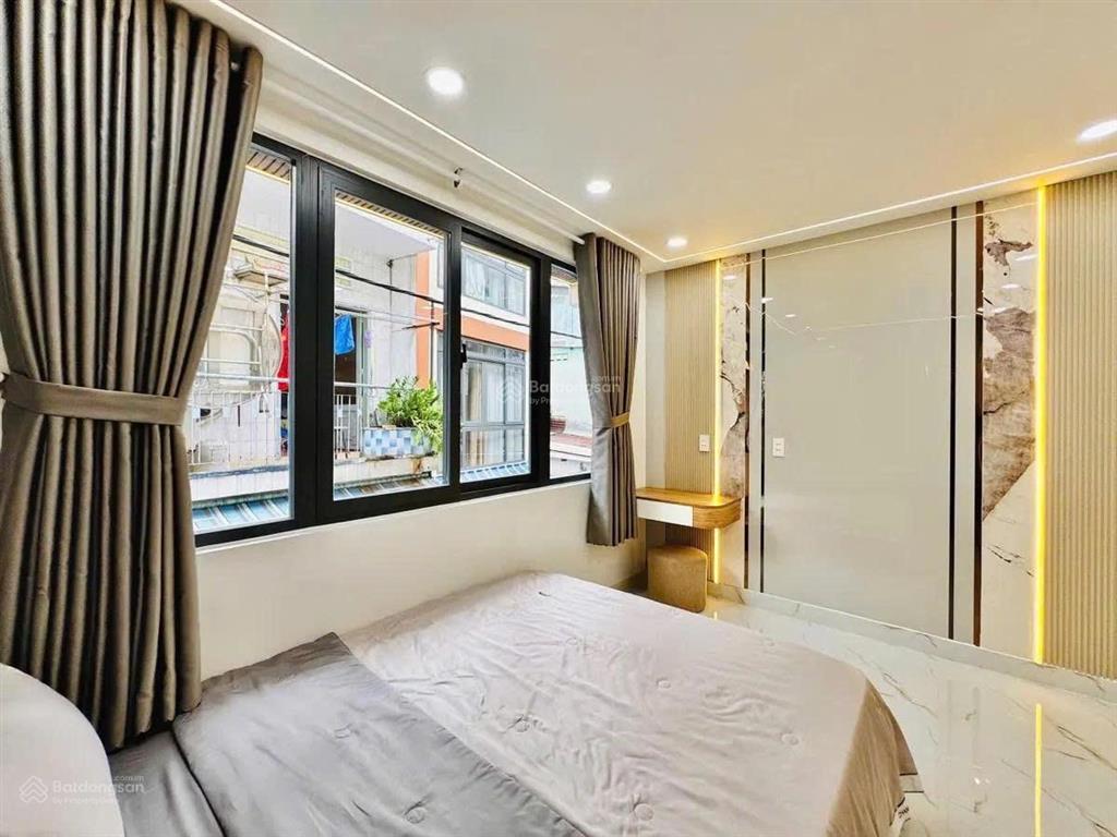 Bán nhà duy tân 16m2 3 tầng  4.7 tỷ  mặt tiền hẻm kinh doanh