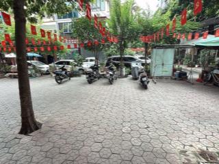 Chính chủ bán nhà tập thể nghĩa tân  tầng 1 kinh doanh và cho thuê siêu tốt