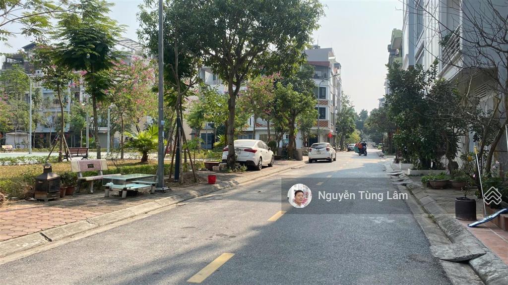 Bán đất tdc giang biên 121m2 mt 6.8m đường 13m  giá đầu tư