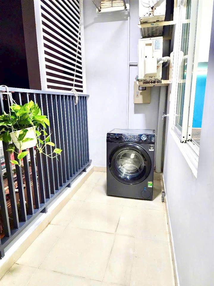 Bán nhanh căn hộ ct2 vĩnh điềm trung dt 64m2, 2pn 1wc, full nội thất xịn, gần biển, giá 2,8 tỷ