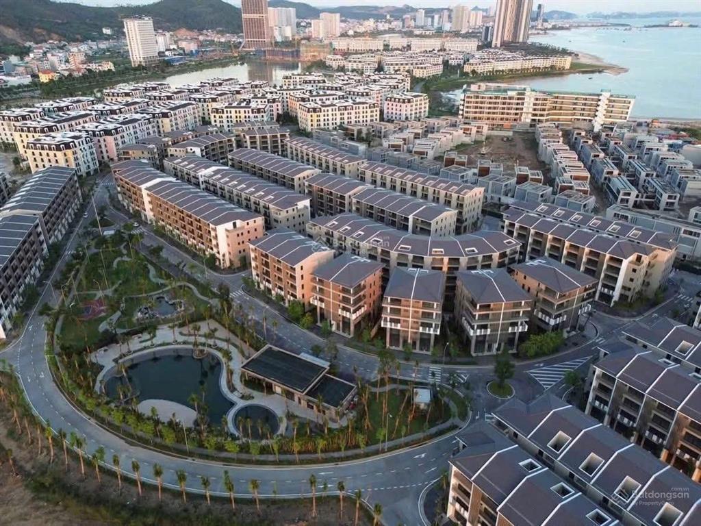 Cơ hội mua được giá 151 triệu/m2 nhà mặt phố tại sora bay hạ long, 17,4 tỷ, 115m2, 12pn, 12wc