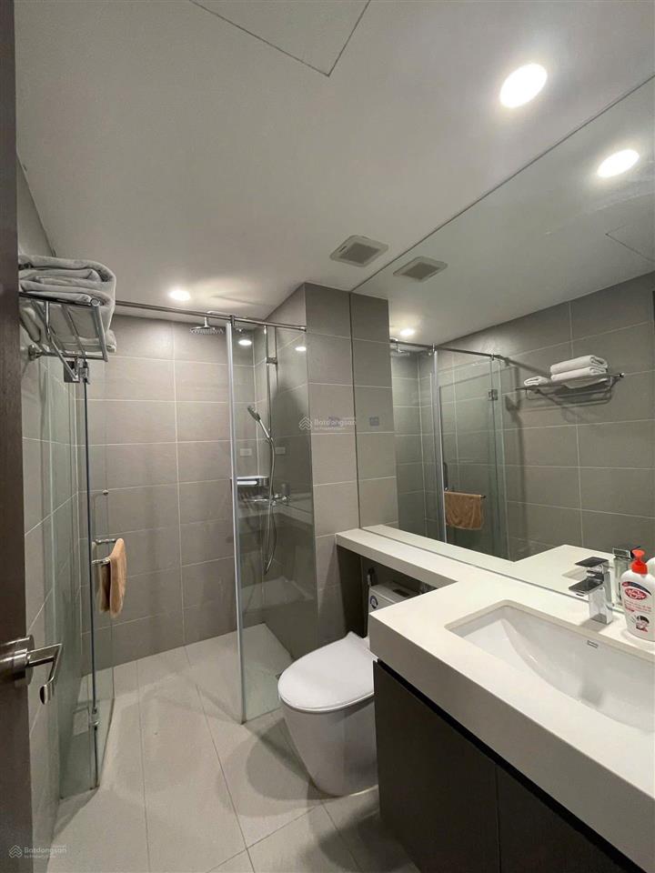 Nhà đẹp trung tâm đống đa  65m2* mt 6,5m 5 tầng 11tỷ nhỉnh  cách 1 nhà ra phố  nhà đẹp ở ngay