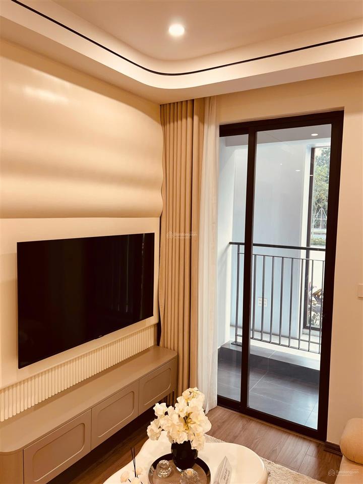 Chính chủ em nhượng lại suất ngoại giao căn góc 3pn tầng đẹp chung cư economy city, chỉ 5x triệu/m2