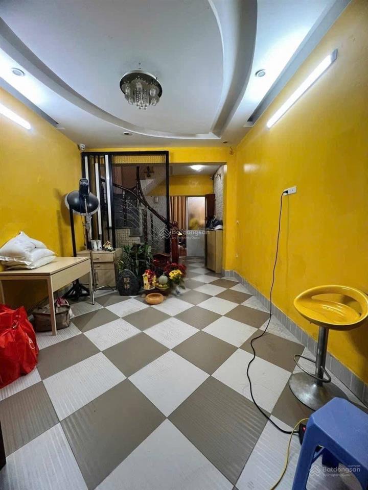 Bán nhà dân xây ngõ 27 nghĩa đô, cầu giấy ô tô tránh kinh doanh sầm uất