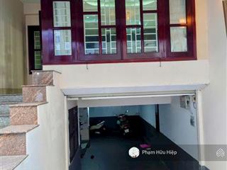 Bán nhà cao cấp mặt tiền hoa lan, rạch miễu phú nhuận  hầm, 4 tầng, 5pn, an cư lý tưởng, giá 17 tỷ