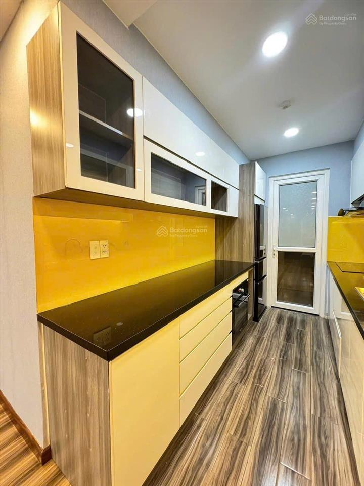 Chuyển nhượng căn hộ 2pn  3pn city gate towers mặt tiền võ văn kiệt