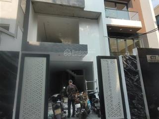 Bán nhà hai bà trưng hà nội 80m 5t mt 5,5m giá 27,9 tỷ kinh doanh văn phòng