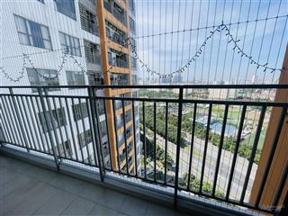 Chính chủ bán lại căn 2 phòng ngủ, ban công dài 7m, view landmark81, mặt tiền mai chí thọ.