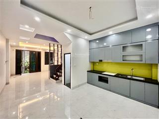 Cắt lỗ ngộp bank . nhà chính chủ tây mỗ 50m2 . 5 tầng xây mới . vài bước ra phố . 7,5 tỷ