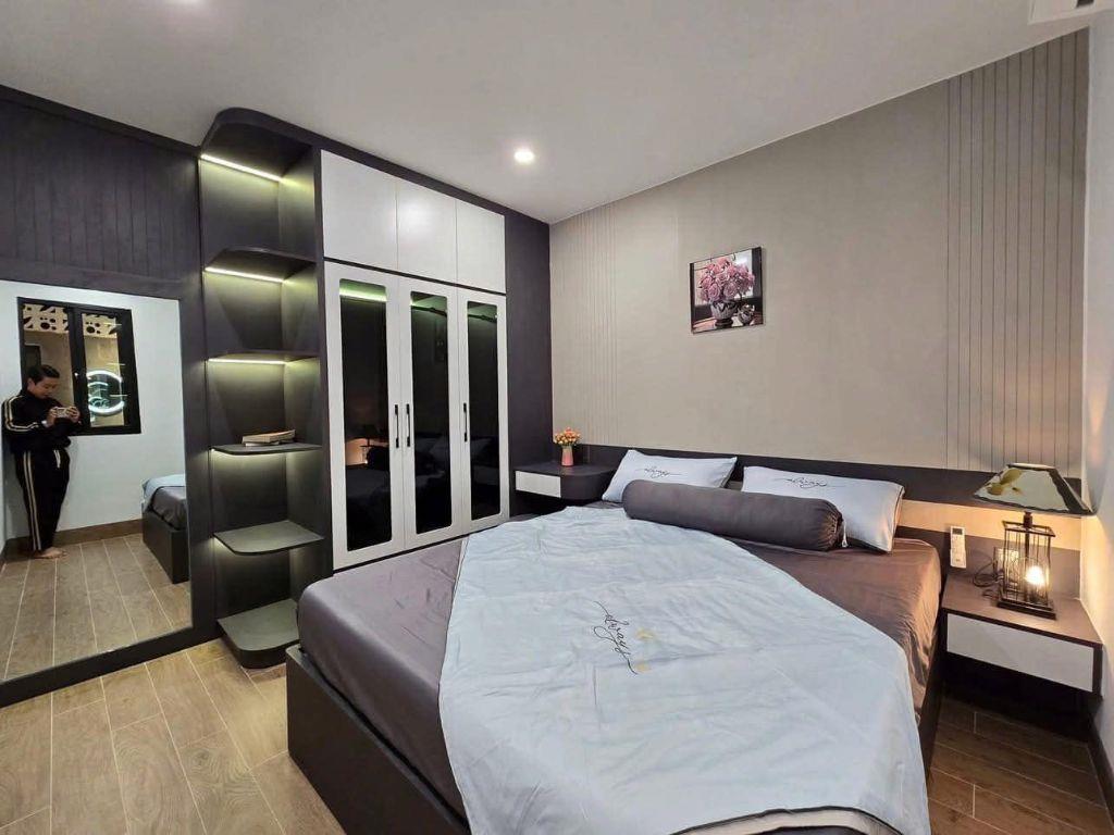 🏡 SIÊU PHẨM NHÀ 1 TRỆT 1 LẦU CÓ SÂN THƯỢNG – NGAY CÔNG VIÊN RẠCH KIẾN – 2 TỶ 130 – SHR